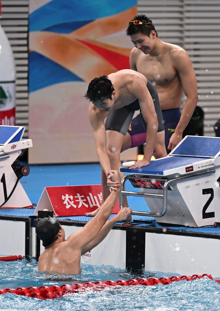 游泳——全国锦标赛（25米）：男子4x200米自由泳接力决赛赛况